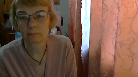 Snapshot of vanillaxcreamy chatting on 14, 2, 2025 Vanillaxcreamy online show from 14, 2, 2025