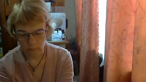 Snapshot of vanillaxcreamy chatting on 17, 2, 2025 Vanillaxcreamy online show from 17, 2, 2025