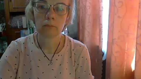 Snapshot of vanillaxcreamy chatting on 6, 3, 2025 Vanillaxcreamy online show from 6, 3, 2025