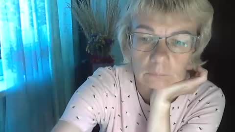 Snapshot of vanillaxcreamy chatting on 25, 9, 2025 Vanillaxcreamy online show from 25, 9, 2025