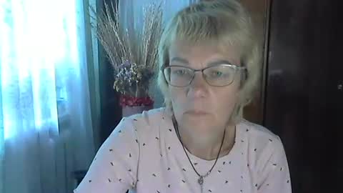 Snapshot of vanillaxcreamy chatting on 30, 9, 2025 Vanillaxcreamy online show from 30, 9, 2025