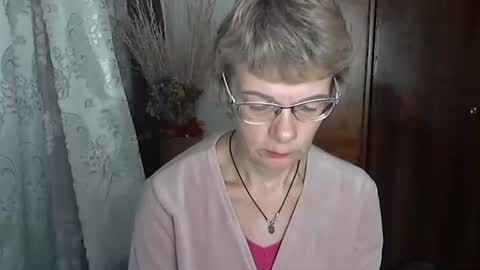 Snapshot of vanillaxcreamy chatting on 24, 11, 2025 Vanillaxcreamy online show from 24, 11, 2025