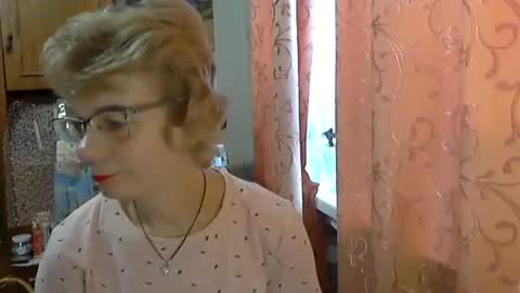 Snapshot of vanillaxcreamy chatting on 15, 12, 2025 Vanillaxcreamy online show from 15, 12, 2025