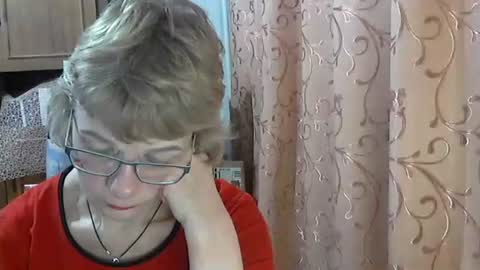 Snapshot of vanillaxcreamy chatting on 5, 1, 2026 Vanillaxcreamy online show from 5, 1, 2026
