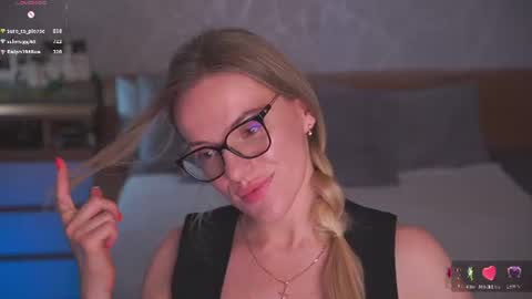 Sophie online show from 11, 6, 2026