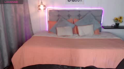 vane online show from 5, 12, 2024