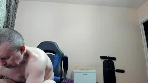 vano_822 online show from 15, 4, 2026