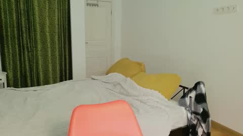 vaolietkat online show from 23, 10, 2025