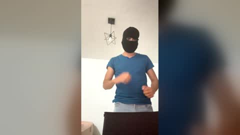 Snapshot of vaquerofit18 chatting on 15, 4, 2026 vaquerofit18 online show from 15, 4, 2026