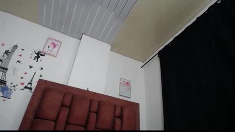 Snapshot of varascot chatting on 15, 4, 2026 varascot online show from 15, 4, 2026
