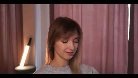 Snapshot of variety_moments chatting on 21, 9, 2025 Heeeeey Im Hanna the art of tease online show from 21, 9, 2025