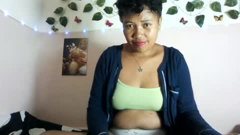 Snapshot of vayannah chatting on 12, 6, 2026 Vayannah online show from 12, 6, 2026
