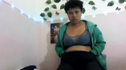 Snapshot of vayannah chatting on 7, 7, 2026 Vayannah online show from 7, 7, 2026