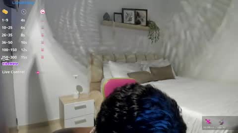 Hi Im Vayolet online show from 18, 5, 2026