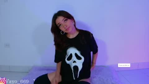 Snapshot of vayolett_dakotta chatting on 17, 2, 2025 Vayolett online show from 17, 2, 2025