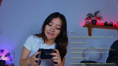 Snapshot of vayolett_dakotta chatting on 10, 10, 2025 Vayolett online show from 10, 10, 2025