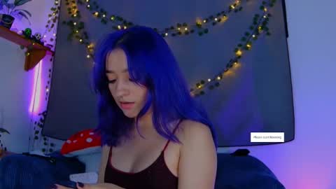 Snapshot of vayolett_dakotta chatting on 3, 11, 2025 Vayolett online show from 3, 11, 2025