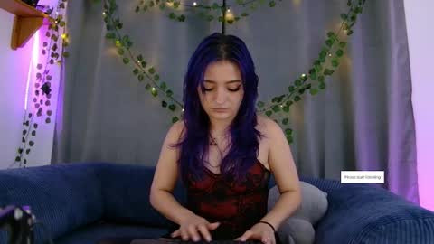 Snapshot of vayolett_dakotta chatting on 17, 12, 2025 Vayolett online show from 17, 12, 2025