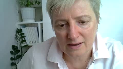 Snapshot of vea_motty chatting on 1, 5, 2026 vea_motty online show from 1, 5, 2026