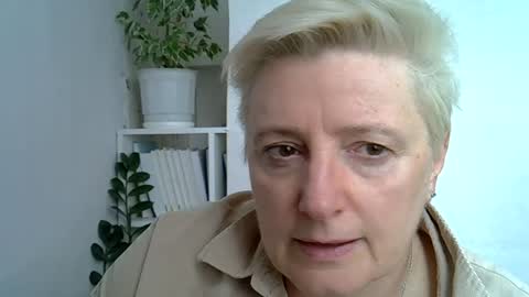 Snapshot of vea_motty chatting on 28, 5, 2026 vea_motty online show from 28, 5, 2026