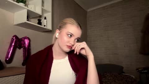 Monika online show from 8, 1, 2026