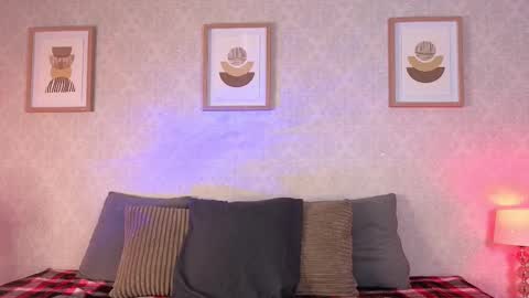 Snapshot of veesimons_dh chatting on 17, 10, 2025 Vee Simons online show from 17, 10, 2025