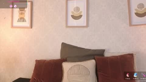 Snapshot of veesimons_dh chatting on 13, 11, 2025 Vee Simons online show from 13, 11, 2025