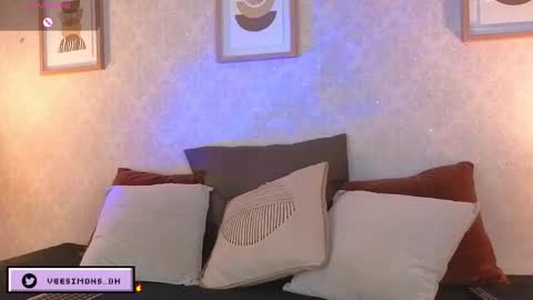 Snapshot of veesimons_dh chatting on 10, 2, 2026 Vee Simons online show from 10, 2, 2026