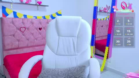 velinahoneyy online show from 28, 6, 2026