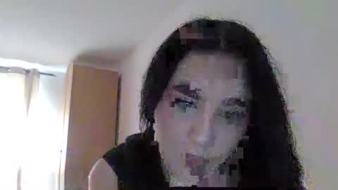 Snapshot of velinora_19 chatting on 1, 11, 2025 velinora_19 online show from 1, 11, 2025