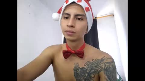 Snapshot of velk_hot1 chatting on 31, 12, 2024 velk_hot1 online show from 31, 12, 2024