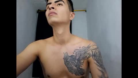 Snapshot of velk_hot1 chatting on 6, 1, 2025 velk_hot1 online show from 6, 1, 2025