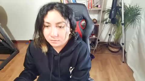 Snapshot of vellarossa chatting on 20, 1, 2025 Im VelaI will be Christmas and New Year with my family December 22 to January 13 I will miss you guys. online show from 20, 1, 2025