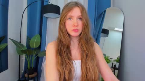 Snapshot of velvet_cherry chatting on 9, 2, 2025 velvet_cherry online show from 9, 2, 2025