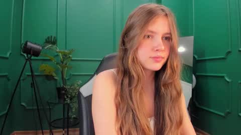 Snapshot of velvet_cherry chatting on 26, 2, 2025 velvet_cherry online show from 26, 2, 2025