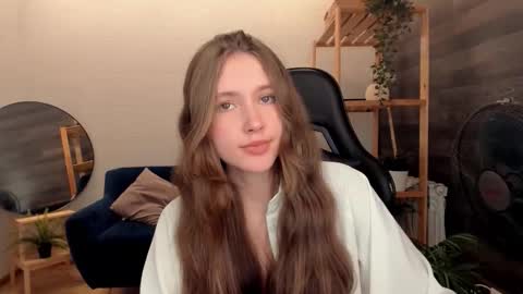 velvet_cherry online show from 23, 9, 2025