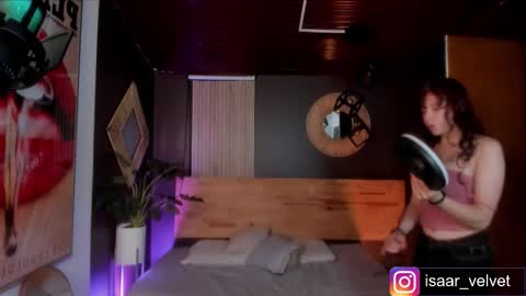 Snapshot of velvet_dreams_ chatting on 13, 3, 2026 Isabella online show from 13, 3, 2026