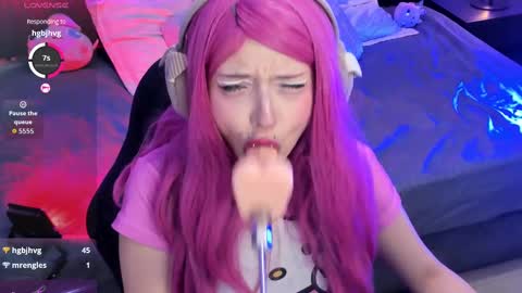 velvet_fangs222 online show from 8, 9, 2025