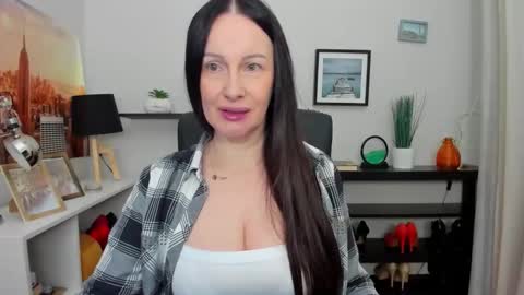 Jasmine online show from 10, 10, 2025