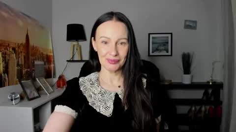 Snapshot of velvet_jasmine chatting on 5, 2, 2026 Jasmine online show from 5, 2, 2026