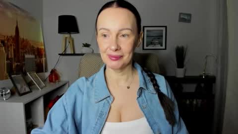 Snapshot of velvet_jasmine chatting on 6, 2, 2026 Jasmine online show from 6, 2, 2026