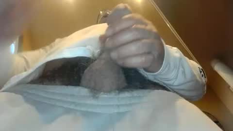 Snapshot of velvetcock25 chatting on 9, 7, 2026 velvetcock25 online show from 9, 7, 2026