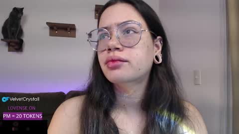 Snapshot of velvetcrystal chatting on 26, 9, 2025  Crystal         PVT OPEN online show from 26, 9, 2025