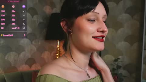 Snapshot of velvetlily_ chatting on 16, 5, 2026 Lily online show from 16, 5, 2026