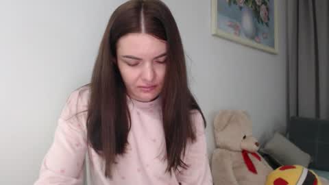 Snapshot of velvetmoon123 chatting on 22, 12, 2025 velvetmoon123 online show from 22, 12, 2025