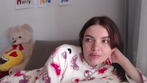 Snapshot of velvetmoon123 chatting on 16, 1, 2026 velvetmoon123 online show from 16, 1, 2026