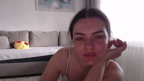 Snapshot of velvetmoon123 chatting on 3, 3, 2026 velvetmoon123 online show from 3, 3, 2026