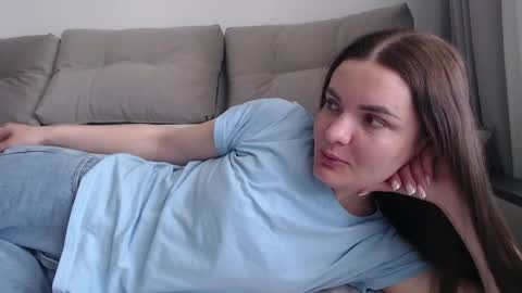 Snapshot of velvetmoon123 chatting on 5, 4, 2026 velvetmoon123 online show from 5, 4, 2026