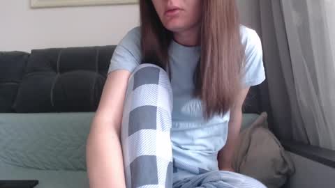 Snapshot of velvetmoon123 chatting on 13, 4, 2026 velvetmoon123 online show from 13, 4, 2026