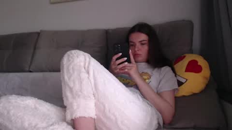velvetmoon123 online show from 20, 5, 2026